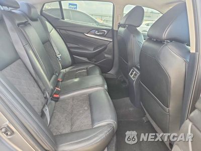 Zdjęcie 10 z 12 samochodu: 2017 NISSAN MAXIMA 3.5 SR VIN:1N4AA6AP4HC451707 - miniatura