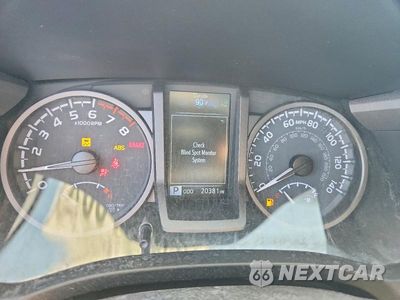 Zdjęcie 9 z 12 samochodu: 2021 TOYOTA TACOMA TRD SPORT VIN:5TFCZ5AN3MX280309 - miniatura