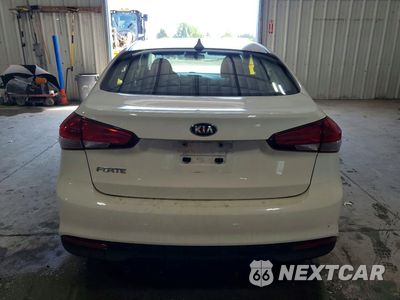 Zdjęcie 6 z 12 samochodu: 2018 KIA FORTE LX VIN:3KPFK4A72JE205626 - miniatura