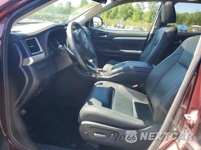Zdjęcie 7 z 13 samochodu: 2018 TOYOTA HIGHLANDER XLE VIN:5TDJZRFH4JS870148 - miniatura