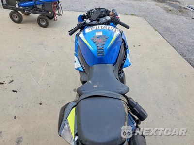 Zdjęcie 6 z 9 samochodu: 2015 SUZUKI GSX-R1000 VIN:JS1GT78A8F2100558 - miniatura
