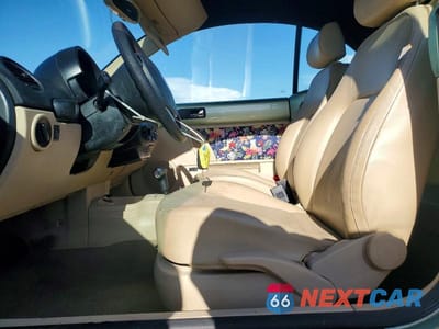 Zdjęcie 7 z 12 samochodu: 2007 VOLKSWAGEN NEW BEETLE CONVERTIBLE VIN:3VWPF31Y67M415895 - miniatura