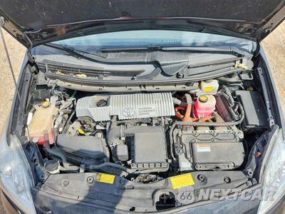Zdjęcie 11 z 12 samochodu: 2014 TOYOTA PRIUS TWO VIN:JTDKN3DU1E1750520 - miniatura