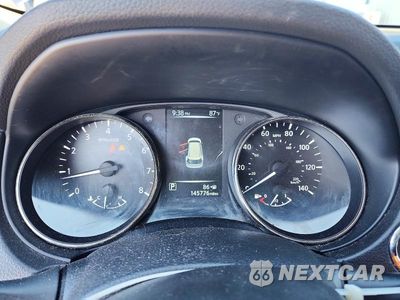 Zdjęcie 9 z 13 samochodu: 2017 NISSAN ROGUE SV VIN:JN8AT2MT1HW135061 - miniatura