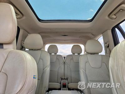 Zdjęcie 10 z 13 samochodu: 2016 VOLVO XC90 T6 VIN:YV4A22PL0G1013780 - miniatura