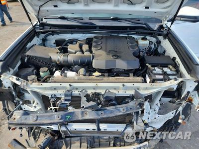 Zdjęcie 12 z 13 samochodu: 2014 TOYOTA 4RUNNER SR5 VIN:JTEBU5JR7E5196709 - miniatura
