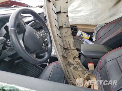 Zdjęcie 7 z 14 samochodu: 2020 FORD EXPLORER XLT VIN:1FMSK7DH3LGB14884 - miniatura