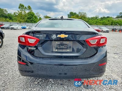 Zdjęcie 6 z 12 samochodu: 2017 CHEVROLET CRUZE LS VIN:1G1BC5SM4H7118416 - miniatura