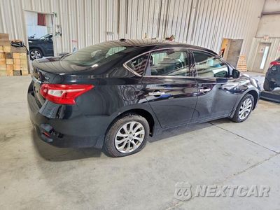 Trzecie zdjęcie samochodu z tyłu: 2017 NISSAN SENTRA VIN:3N1AB7AP6HY389511 - miniatura