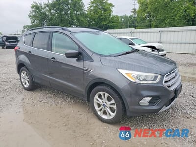 Czwarte zdjęcie samochodu z boku: 2019 FORD ESCAPE SEL VIN:1FMCU9HDXKUB23907 - miniatura