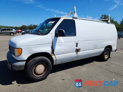 2000 FORD ECONOLINE E150 VAN 1FTRE1428YHB13878 - główne zdjęcie licytacji z USA - miniatura