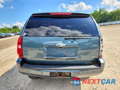 Zdjęcie 6 z 14 samochodu: 2008 CHEVROLET TAHOE K1500 VIN:1GNFK13028R249257 - miniatura