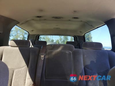 Zdjęcie 10 z 13 samochodu: 2005 CHEVROLET SUBURBAN K1500 VIN:3GNFK16Z85G150352 - miniatura