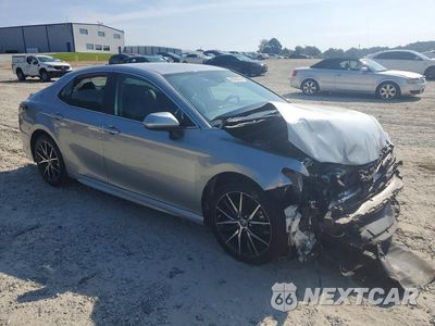 Czwarte zdjęcie samochodu z boku: 2021 TOYOTA CAMRY SE VIN:4T1G11AK3MU595762 - miniatura