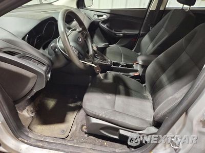 Zdjęcie 7 z 12 samochodu: 2018 FORD FOCUS SE VIN:1FADP3K21JL262502 - miniatura