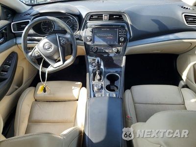 Zdjęcie 8 z 12 samochodu: 2017 NISSAN MAXIMA 3.5 SL VIN:1N4AA6AP3HC362999 - miniatura