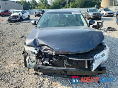 Piąte zdjęcie samochodu w środku: 2011 TOYOTA AVALON LIMITED VIN:4T1BK3DB8BU430432 - miniatura