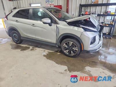 Czwarte zdjęcie samochodu z boku: 2026 MITSUBISHI ECLIPSE CROSS SE VIN:JA4ATWAA7TZ013716 - miniatura