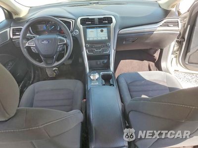 Zdjęcie 8 z 12 samochodu: 2017 FORD FUSION SE VIN:3FA6P0HD6HR305520 - miniatura