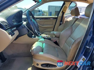 Zdjęcie 7 z 12 samochodu: 2005 BMW 325 I VIN:WBAET37425NJ87255 - miniatura
