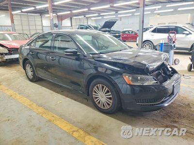 Czwarte zdjęcie samochodu z boku: 2014 VOLKSWAGEN PASSAT S VIN:1VWAP7A30EC008703 - miniatura