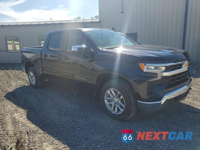 Czwarte zdjęcie samochodu z boku: 2022 CHEVROLET SILVERADO K1500 LT-L VIN:3GCPDKEK6NG563808 - miniatura