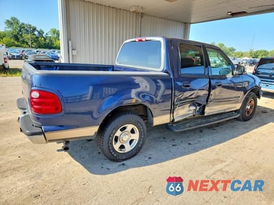 Trzecie zdjęcie samochodu z tyłu: 2002 FORD F150 SUPERCREW VIN:1FTRW07L92KD44035 - miniatura