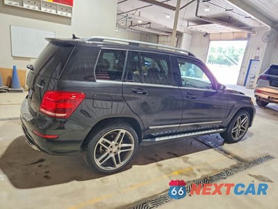 Trzecie zdjęcie samochodu z tyłu: 2015 MERCEDES-BENZ GLK 350 4MATIC VIN:WDCGG8JB4FG380494 - miniatura