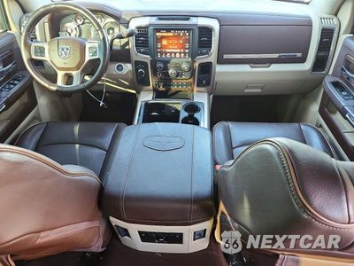 Zdjęcie 8 z 14 samochodu: 2014 RAM 3500 LONGHORN VIN:3C63RRKL5EG288865 - miniatura