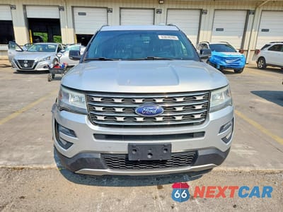 Piąte zdjęcie samochodu w środku: 2016 FORD EXPLORER XLT VIN:1FM5K7D84GGD09802 - miniatura