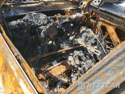 Zdjęcie 8 z 12 samochodu: 2023 SUBARU FORESTER LIMITED VIN:JF2SKAPC6PH432968 - miniatura