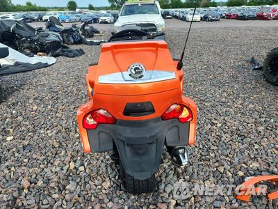 Czwarte zdjęcie samochodu z boku: 2019 CAN-AM SPYDER ROADSTER RT VIN:2BXNBDD21KV000723 - miniatura