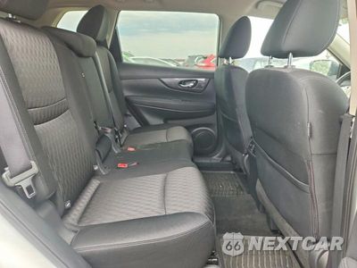 Zdjęcie 11 z 14 samochodu: 2017 NISSAN ROGUE SV VIN:KNMAT2MT7HP608581 - miniatura