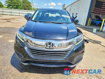Piąte zdjęcie samochodu w środku: 2019 HONDA HR-V LX VIN:3CZRU5H36KG710634 - miniatura