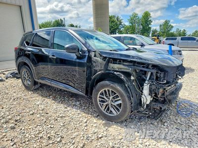 Czwarte zdjęcie samochodu z boku: 2021 NISSAN ROGUE S VIN:5N1AT3AB8MC737492 - miniatura