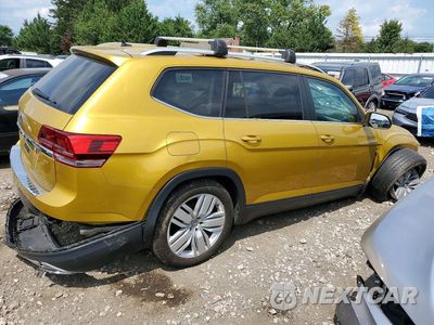 Trzecie zdjęcie samochodu z tyłu: 2018 VOLKSWAGEN ATLAS SE VIN:1V2CR2CA5JC504545 - miniatura