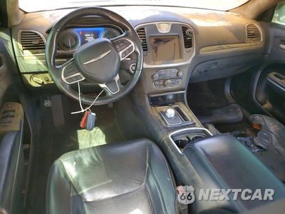 Zdjęcie 8 z 12 samochodu: 2021 CHRYSLER 300 TOURING VIN:2C3CCAAG9MH683425 - miniatura