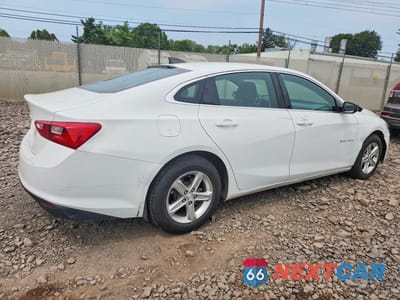 Trzecie zdjęcie samochodu z tyłu: 2019 CHEVROLET MALIBU LS VIN:1G1ZB5ST2KF185117 - miniatura