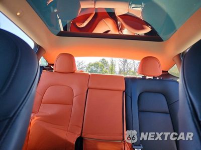 Zdjęcie 10 z 13 samochodu: 2023 TESLA MODEL Y VIN:7SAYGDEE2PA179048 - miniatura