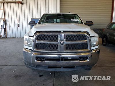 Piąte zdjęcie samochodu w środku: 2018 RAM 3500 SLT VIN:3C63R3HL8JG249248 - miniatura