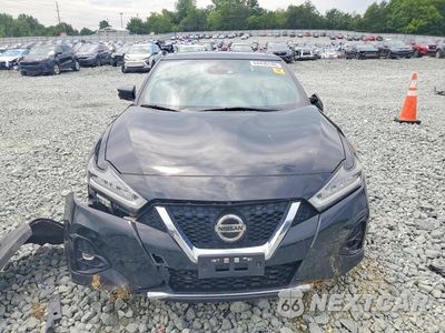 Piąte zdjęcie samochodu w środku: 2019 NISSAN MAXIMA PLATINUM VIN:1N4AA6AV6KC376644 - miniatura