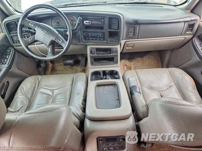 Zdjęcie 8 z 12 samochodu: 2003 CHEVROLET TAHOE K1500 VIN:1GNEK13Z03R133994 - miniatura