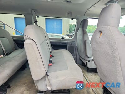 Zdjęcie 11 z 13 samochodu: 2013 FORD ECONOLINE E350 SUPER DUTY WAGON VIN:1FBNE3BL8DDB09115 - miniatura