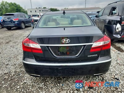Zdjęcie 6 z 12 samochodu: 2014 HYUNDAI GENESIS 3.8L VIN:KMHGC4DD4EU259547 - miniatura