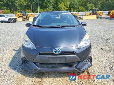 Piąte zdjęcie samochodu w środku: 2017 TOYOTA PRIUS C TWO VIN:JTDKDTB30H1592057 - miniatura