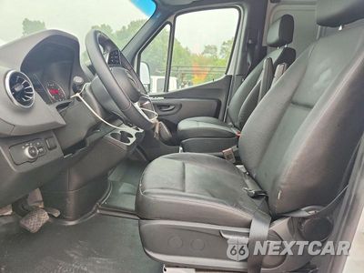 Zdjęcie 7 z 13 samochodu: 2025 MERCEDES-BENZ SPRINTER 2500 DELIVERY VAN VIN:W1Y4KCHY3ST212332 - miniatura