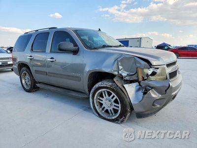 Czwarte zdjęcie samochodu z boku: 2009 CHEVROLET TAHOE C1500 LS VIN:1GNEC13329R294896 - miniatura