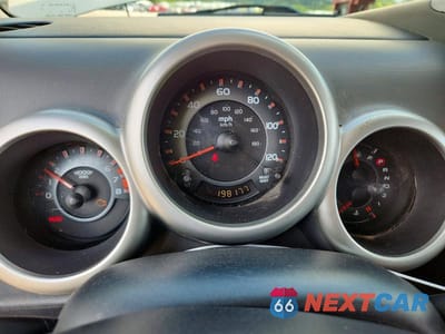 Zdjęcie 9 z 13 samochodu: 2004 HONDA ELEMENT EX VIN:5J6YH28514L004015 - miniatura
