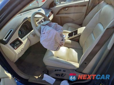 Zdjęcie 7 z 14 samochodu: 2008 VOLVO V70 3.2 VIN:YV1BW982781051125 - miniatura