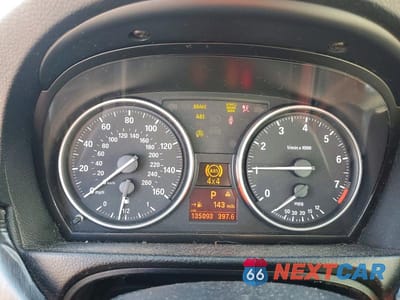 Zdjęcie 9 z 12 samochodu: 2009 BMW 328 XI SULEV VIN:WBAPK53539A509727 - miniatura